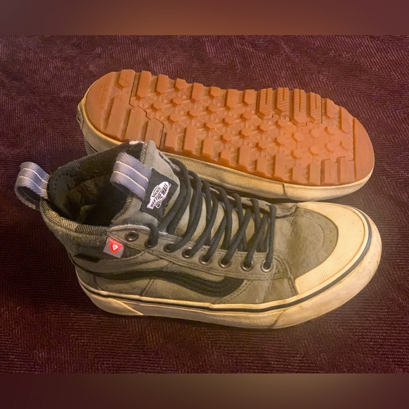 Vans UltraRange EXO Hi MTE - Picture 1 of 7